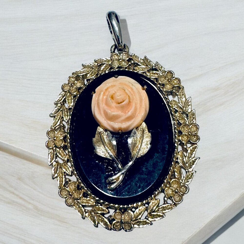 Vintage 1970's Large Cameo Pendant Black w/ Pink Rose Mirror Back Avon